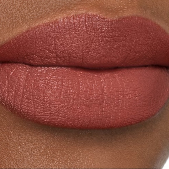 Gucci 208 THEY MET IN ARGENTINA, ROUGE LÈVRES LIQUIDE MAT LIPSTICK - Picture 4 of 7